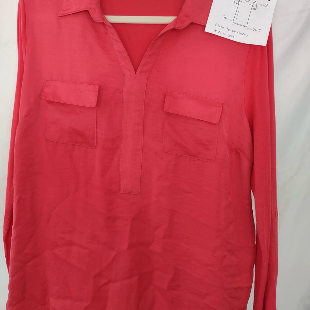 Ellen Tracy Coral Buttoned Blouse with Notched Collar